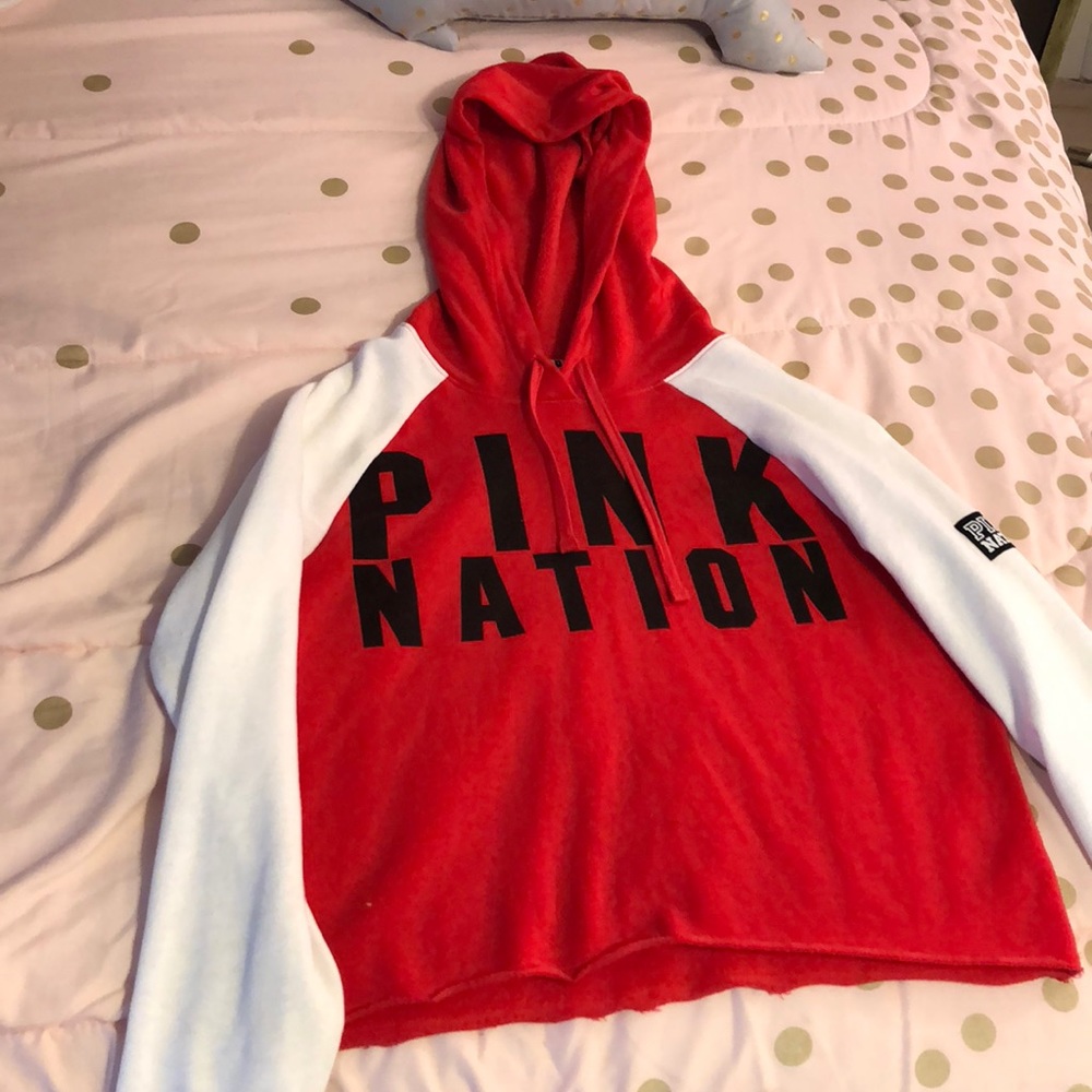 Red , black & white LOVE PINK Cropped Hoodie ❗️